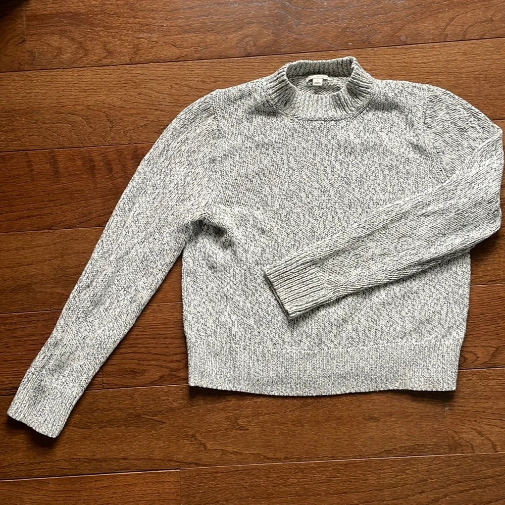 Gap Sweater - Picture 1 of 4